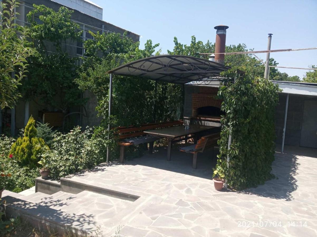 Guest House Hasmik Yeghegnadzor 外观 照片