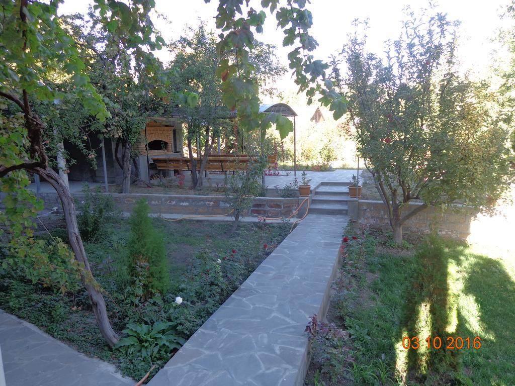 Guest House Hasmik Yeghegnadzor 外观 照片